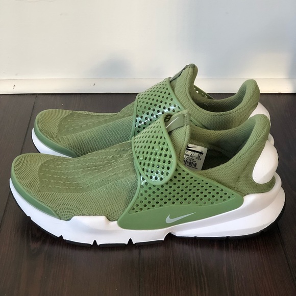 Nike Other - Nike Sock Dart Palm Green Men’s Size 8
